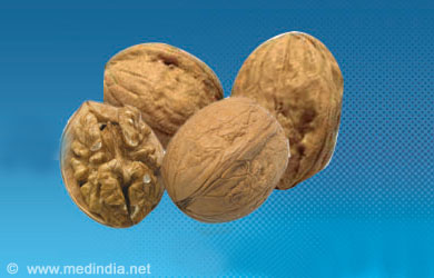 Beauty Foods to Look Younger and Glowing: Walnut