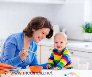 Early Infant Feeding Choices Crucial for Obesity Risk