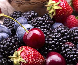 How Norovirus and Hepatitis-A Can Linger in Frozen Berries