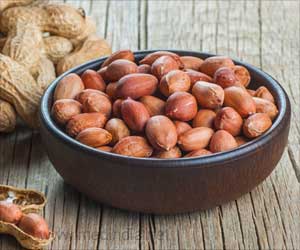 Early Introduction of Peanuts Reduces Allergy Risk in Children