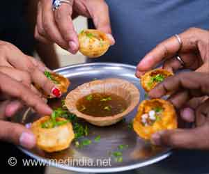 Street Pani Puri May Contain Cancer-Causing Colors