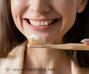 Tooth Decay: Toothpaste With Hydroxyapatite Just as Effective as Fluoride